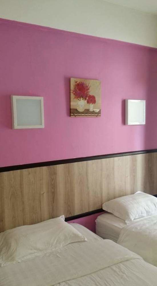 The Garden Inn Мири Экстерьер фото